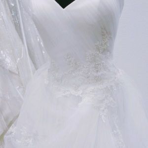 Casablanca Wedding Dress/Gown-Sweetheart & Train
